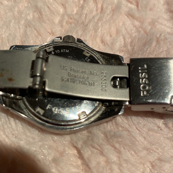 Fossil jewelled watch - Picture 5 of 6